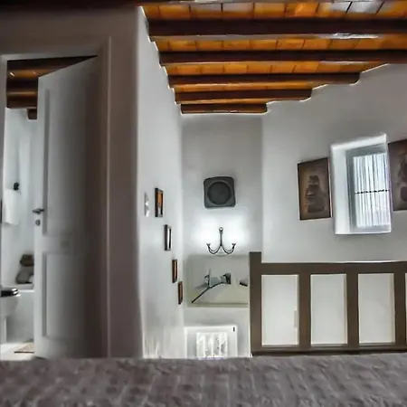 בית נופש Polly's Maisonette