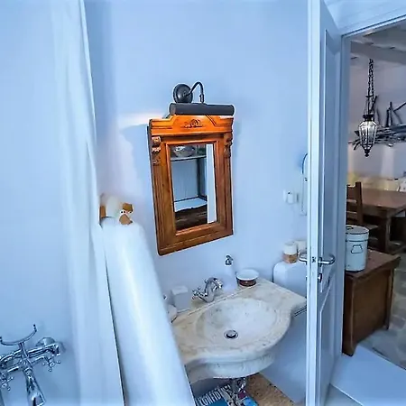 Polly's Maisonette בית נופש